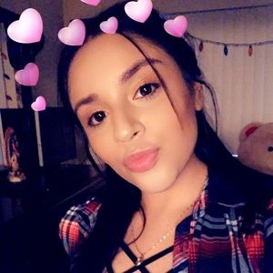 Meet your Posher, Yesika